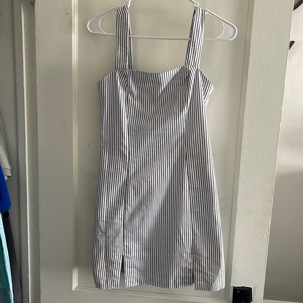 Forever 21 Striped dress with zipper. Size small